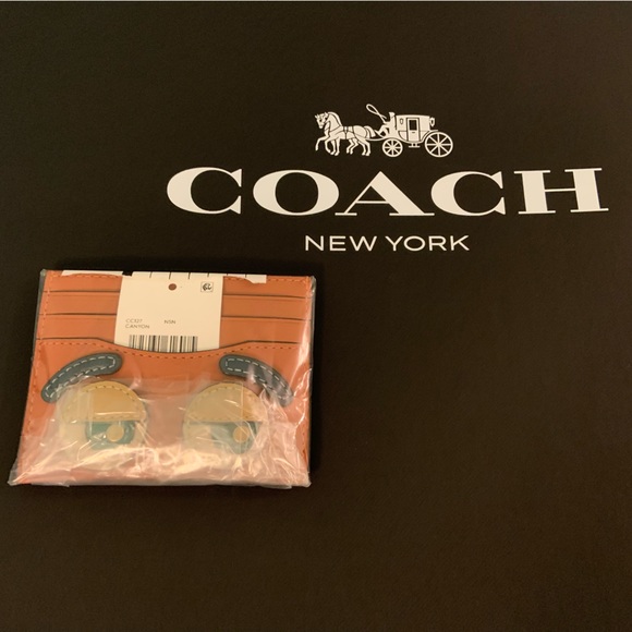 Coachie limited edition collection. Brand new, never touched. - Picture 7 of 7